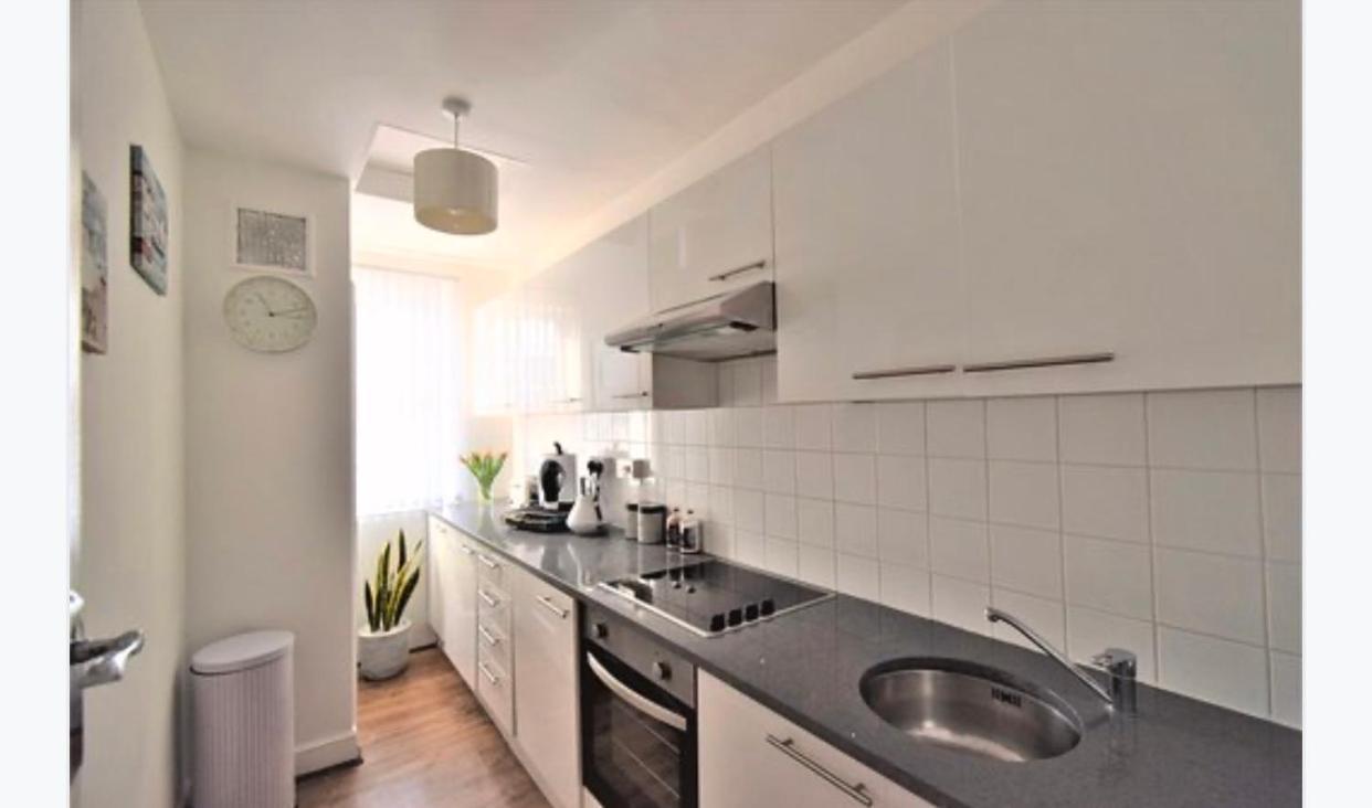Super Location 1Min From Metro 10Min From Camden Lejlighed London Eksteriør billede
